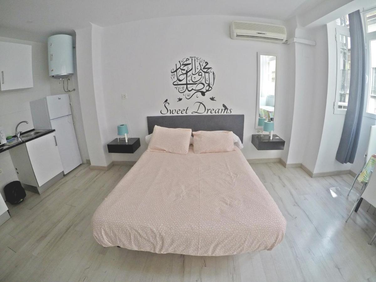 Mesonhomes Suites Center - Stay & Work Granada Esterno foto