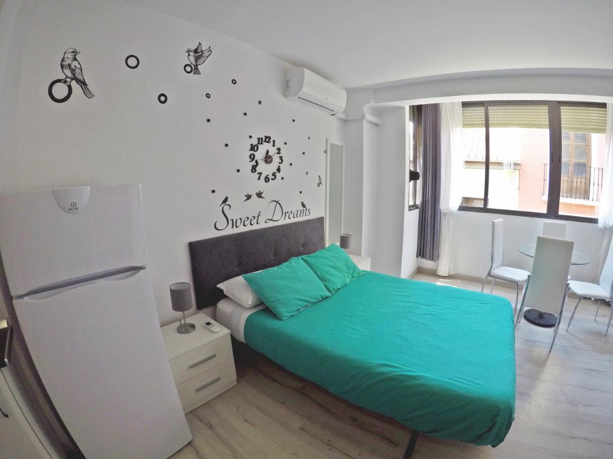 Mesonhomes Suites Center - Stay & Work Granada Esterno foto