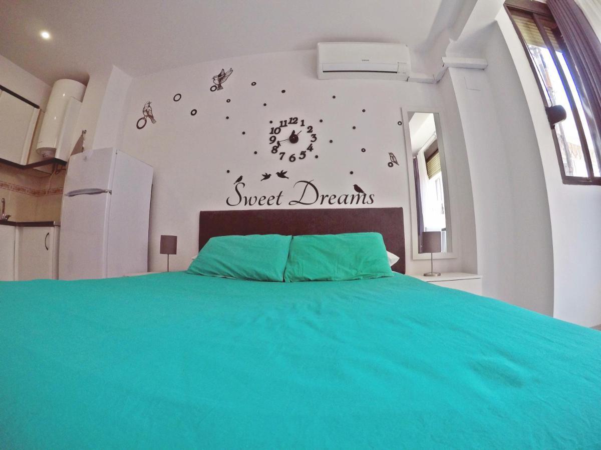 Mesonhomes Suites Center - Stay & Work Granada Esterno foto