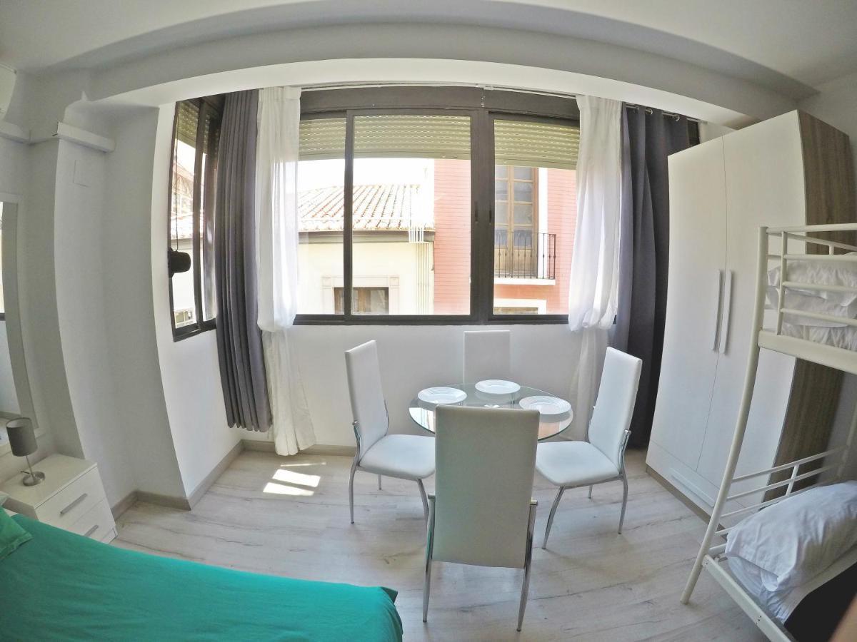Mesonhomes Suites Center - Stay & Work Granada Esterno foto