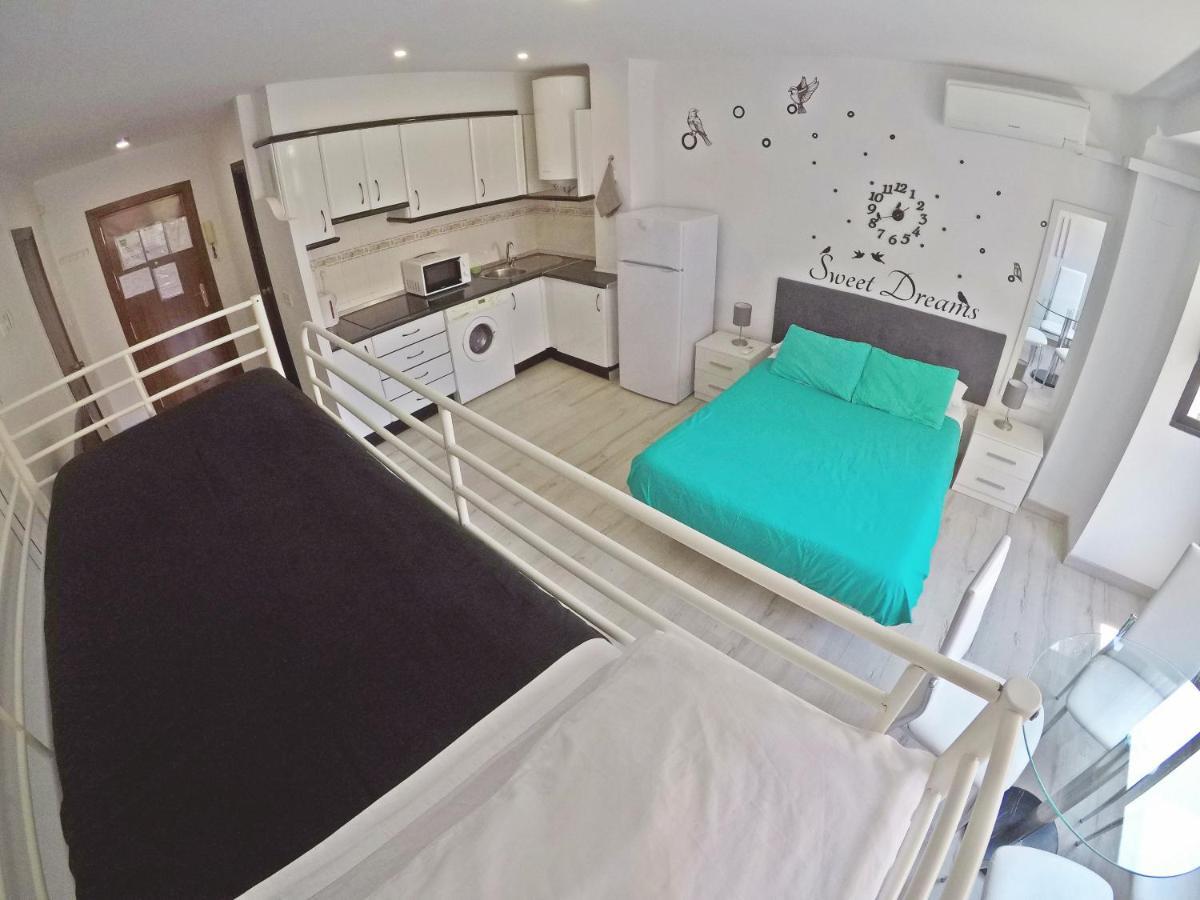 Mesonhomes Suites Center - Stay & Work Granada Esterno foto