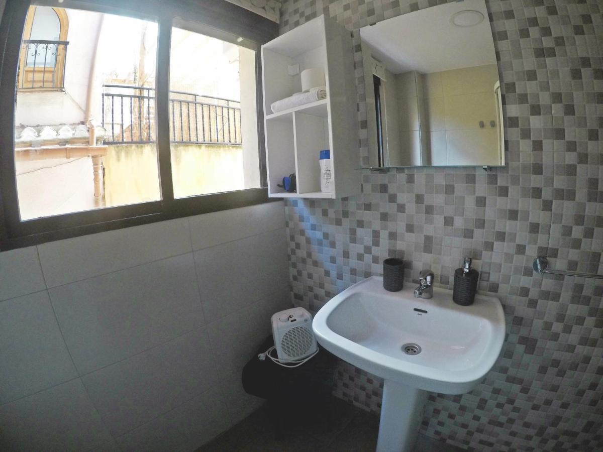 Mesonhomes Suites Center - Stay & Work Granada Esterno foto