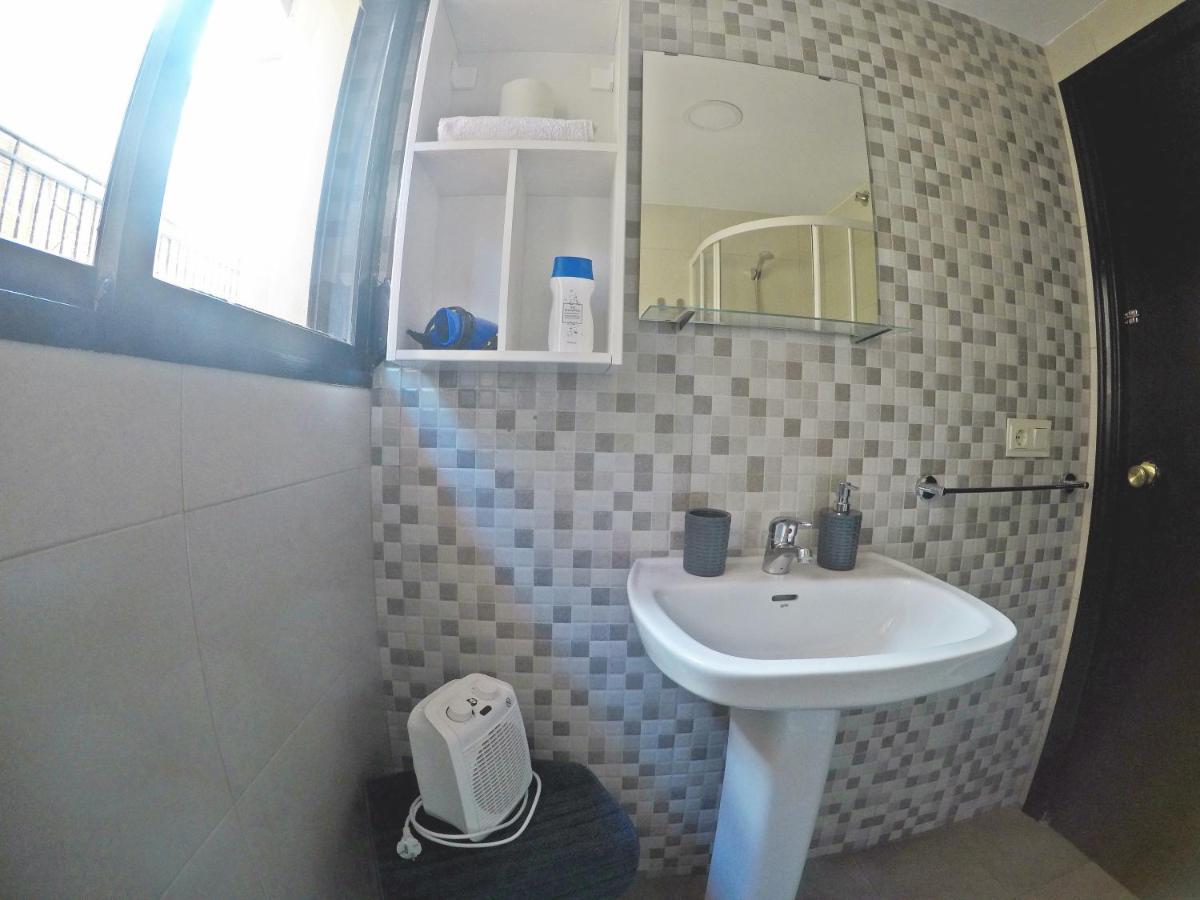 Mesonhomes Suites Center - Stay & Work Granada Esterno foto