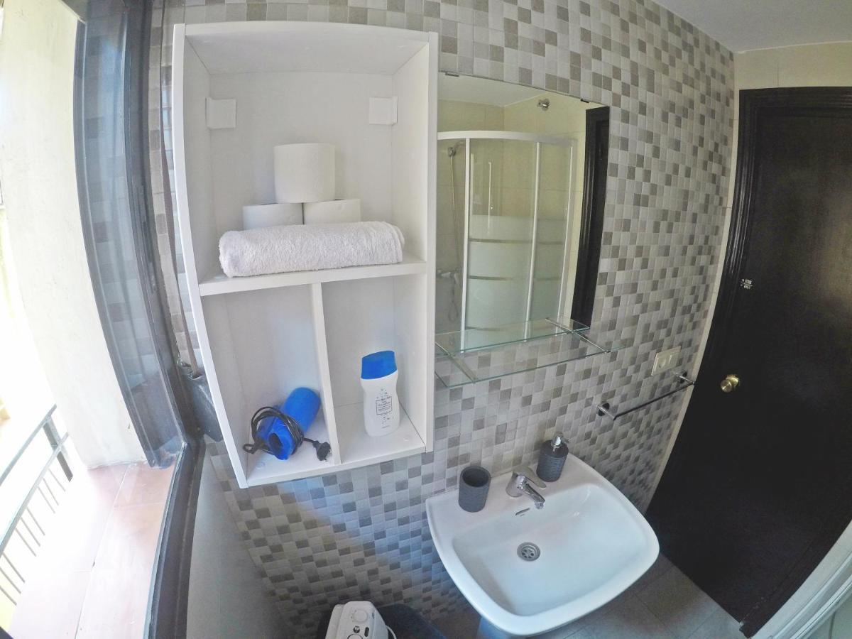 Mesonhomes Suites Center - Stay & Work Granada Esterno foto